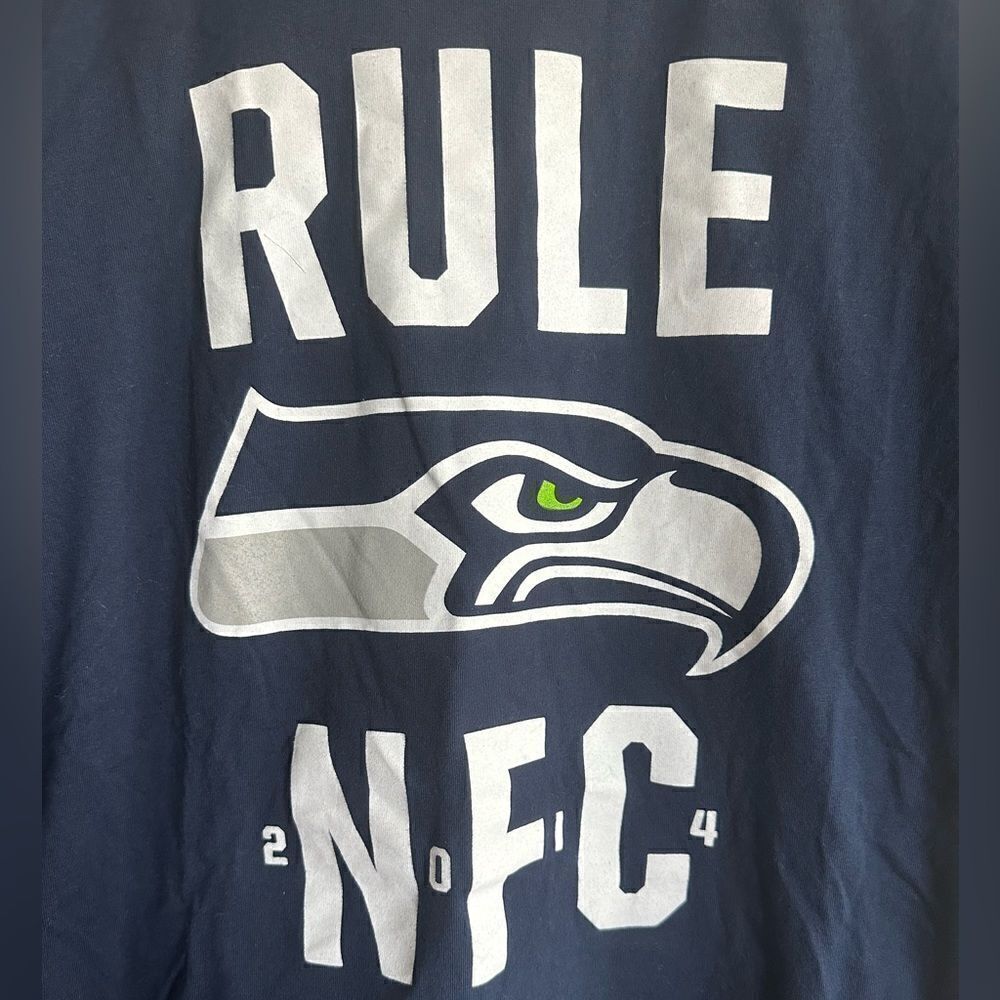 EUC - Nike Seattle Seahawks 2014 Short Sleeve TShirt - Size Large - Picture 4 of 6